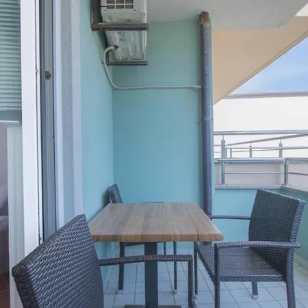 Apartments Riva Medulin Exterior photo