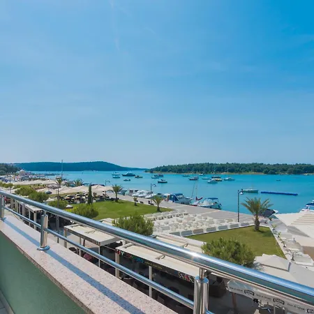Apartments Riva Medulin Exterior photo