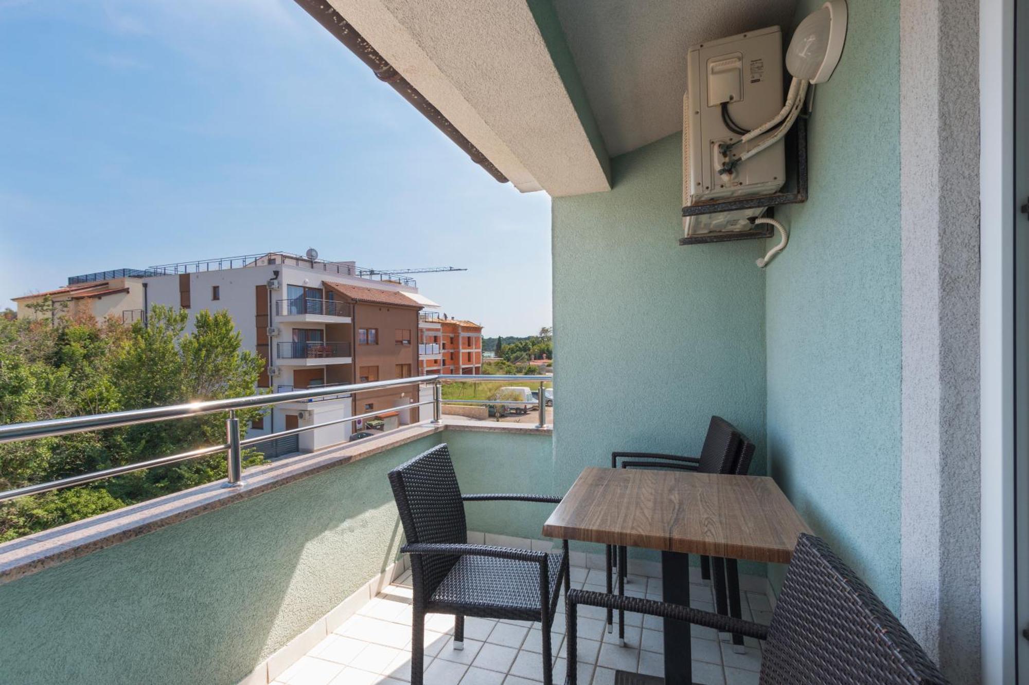 Apartment Riva Medulin